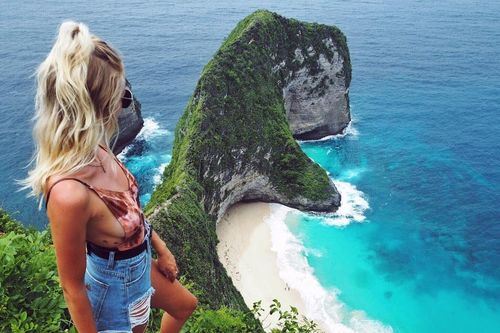Động thái trái ngược ở hai điểm đến hàng đầu Đông Nam Á