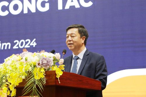 Phối hợp công tác giữa nhà xuất bản và trường đại học