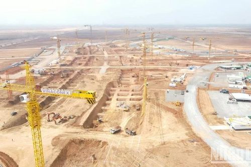 Thi công sân bay Long Thành xuyên dịp Tết Nguyên đán