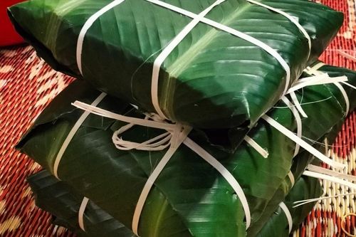 Bánh chưng lá riềng đậm đà tình làng, nghĩa xóm
