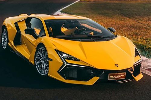Siêu phẩm Lamborghini V12 Revuelto PHEV 'cháy hàng' đến cuối 2026