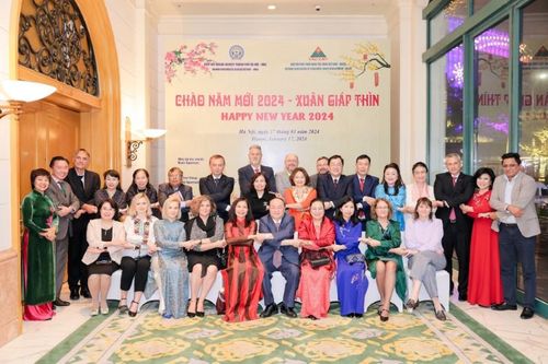 Tưng bừng 'Gặp mặt Đối ngoại chào năm mới 2024 – Xuân Giáp Thìn'
