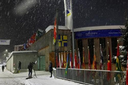 Bên lề WEF Davos 2024: Kinh tế thế giới phục hồi mạnh mẽ; tiền chưa thể giải quyết được ngay vấn đề ở Dải Gaza