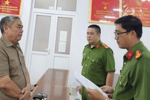 Gây thiệt hại hơn 45 tỷ đồng, nguyên Phó Chủ tịch UBND huyện và đồng phạm bị khởi tố
