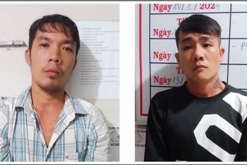 Bắt giữ hai đối tượng sử dụng ma túy rồi mang súng đi chơi đêm