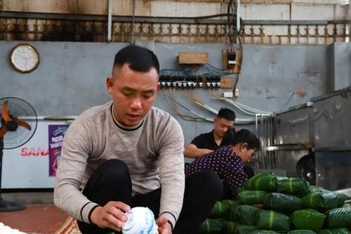 Hương tết cổ truyền độc đáo trong bánh chưng Tranh Khúc