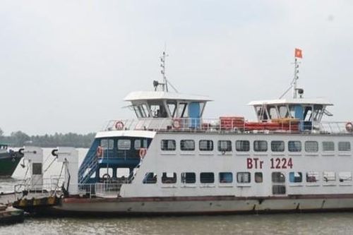 Bến Tre: Phà tạm Rạch Miễu thu phí xe máy từ ngày 27/1