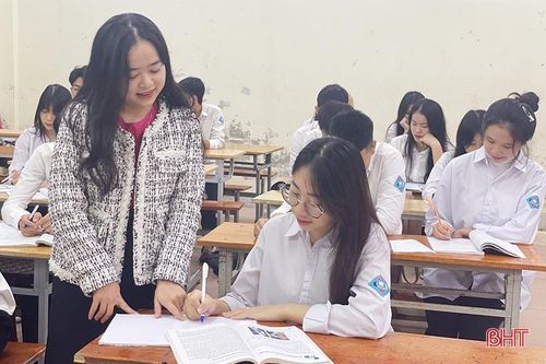 Linh hoạt, sáng tạo thực hiện tốt nhiệm vụ năm học 2023 - 2024