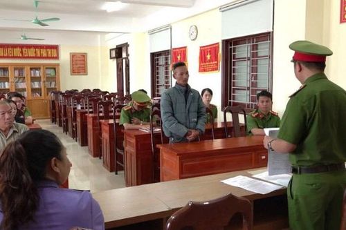 Lâm Đồng: Khởi tố đối tượng khai thác hơn 6.000m3 cát ở hồ thủy điện Đạ Cho Mo