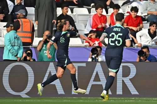 Đội tuyển Australia chật vật giành vé vào vòng 1/8 Asian Cup 2023