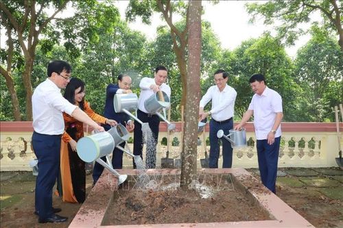 Kỷ niệm 60 năm ngày Bác Hồ về thăm Đào Xá, Phú Thọ