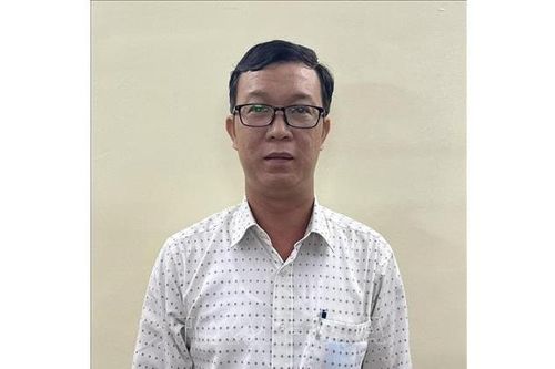 Bắt tạm giam Phó Chánh văn phòng Sở NN&PTNT TP Hồ Chí Minh