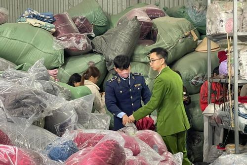 Cao Bằng: Buôn bán chăn ga không rõ nguồn gốc, bị phạt 45 triệu đồng
