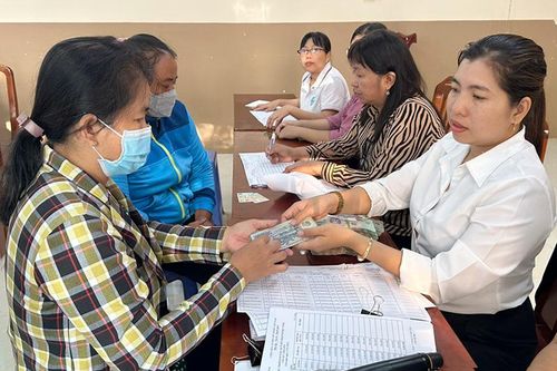Giải ngân trên 1 tỷ đồng cho hội viên, phụ nữ phát triển kinh tế