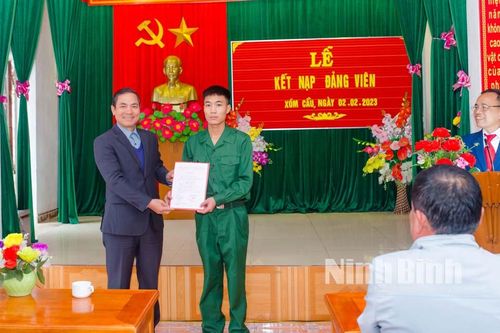 Khánh Thiện: Điểm sáng trong công tác phát triển đảng viên