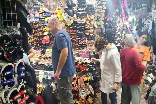 Treo thưởng cho người phát hiện tiểu thương 'nói thách' ở chợ Đông Ba