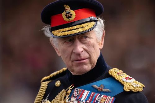 Vua Charles III sẽ nhập viện vào tuần tới