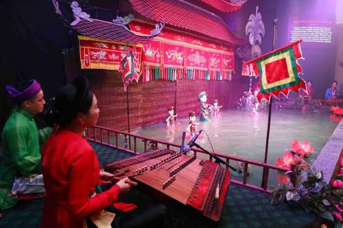 Khai mở các 'mỏ vàng' cho công nghiệp văn hóa ở địa phương (bài 1)