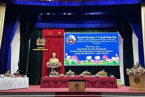 Giải quyết tốt mối quan hệ giữa thực hành dân chủ và tăng cường pháp chế, bảo đảm kỷ cương xã hội