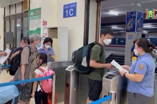 Những lưu ý khi đi tàu dịp Tết Nguyên đán