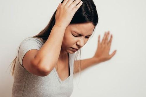 Bị rối loạn tiền đình nên làm gì?