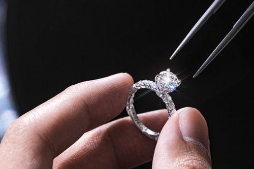 Vĩnh Cara và 100.000 sản phẩm được xuất xưởng, thành công hay thách thức?