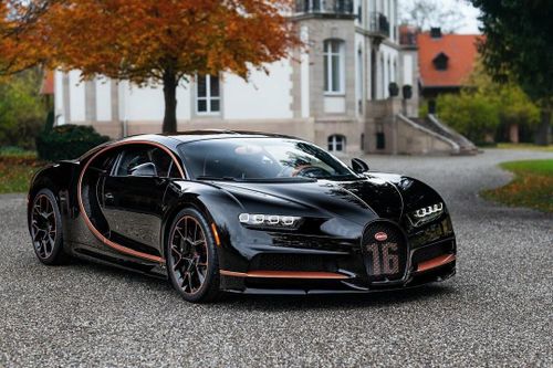 Chiếc Bugatti Chiron tiêu chuẩn cuối cùng xuất xưởng