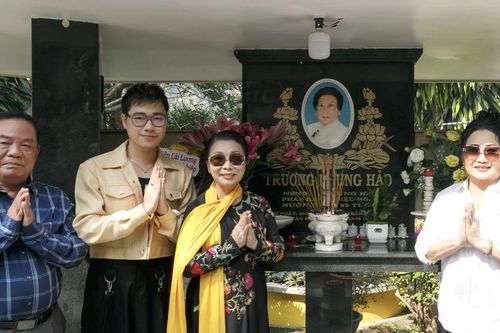 NSND Bạch Tuyết cùng các bạn trẻ ôn lại truyền thống sân khấu
