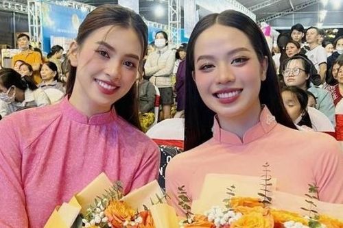 Sao Việt: Hoa hậu Tiểu Vy đọ sắc cùng Hoa hậu Thanh Thủy; Mai Phương Thúy đăng hình selfie trong veo