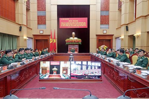 Nhiều chuyển biến tích cực trong công tác xây dựng đơn vị điểm về huấn luyện điều lệnh, xây dựng chính quy, quản lý kỷ luật của toàn quân