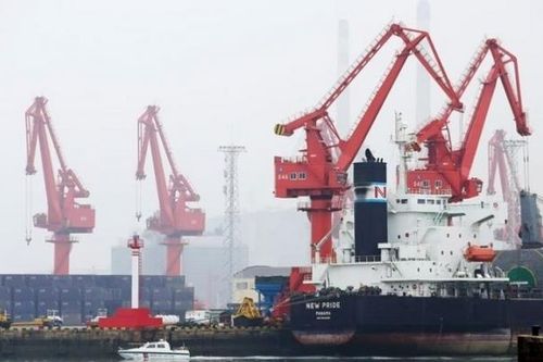 Trung Quốc tăng cường xuất khẩu dầu diesel, nhiên liệu máy bay