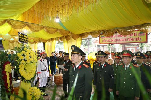 Lào Cai: Phó Trưởng Công an xã hy sinh trong khi làm nhiệm vụ