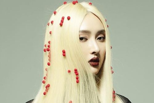 Sở hữu giọng trầm hiếm, Chu Thúy Quỳnh hay bị nhầm là ca sĩ chuyển giới