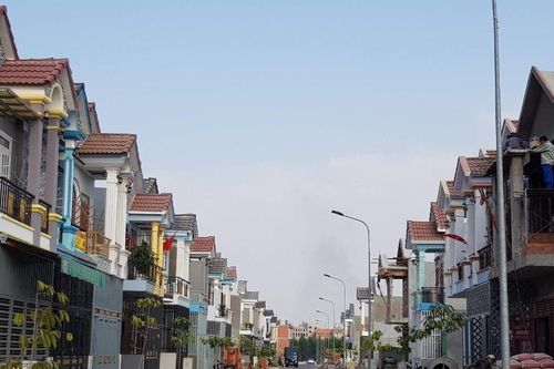 Vì sao 'bà trùm' đất nền Bình Dương bị ngăn chặn mọi giao dịch tài sản?