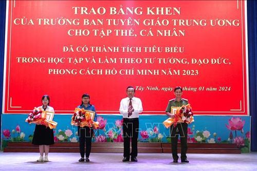 Tuyên truyền sâu rộng Chuyên đề năm 2024 về học tập và làm theo Bác