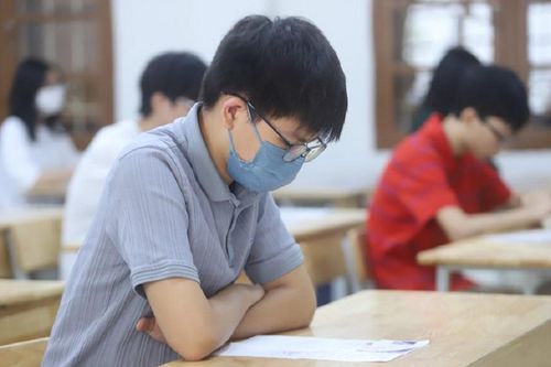 Bản tin 18/1: Khảo sát học sinh lớp 11 và 12 toàn Tp.Hà Nội