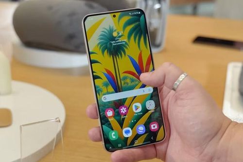 Samsung mang đến điều bất ngờ khiến iFan không còn dám lên mặt