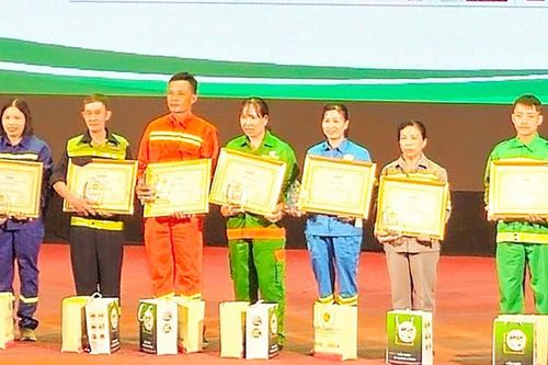 Đặc cách trao giải Vàng cho 2 công nhân vệ sinh môi trường tử vong do tai nạn giao thông