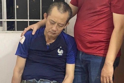 Chồng sát hại vợ giáo viên rồi bỏ trốn