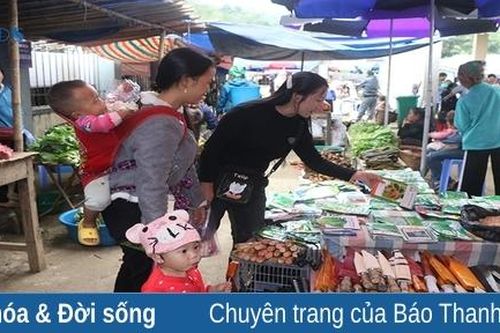 Cuối năm đi chơi chợ phiên
