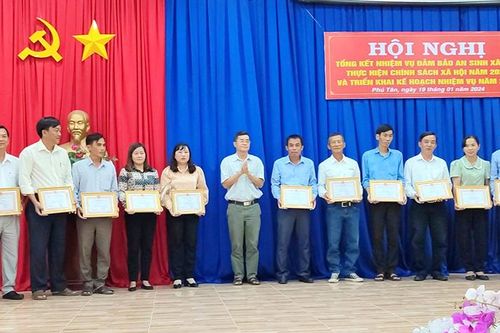 Huyện Phú Tân đạt nhiều kết quả tích cực trong chăm lo an sinh xã hội