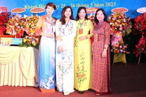 Tổ chức Cuộc thi ảnh 'Nữ đoàn viên, người lao động duyên dáng, thanh lịch' năm 2024