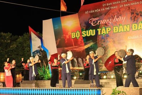 Phát triển phong trào nghệ thuật quần chúng
