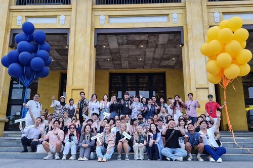 Vẻ đẹp Việt Nam qua #HelloVietnam: Hành trình tái khởi động thú vị