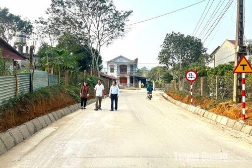 Từ những đầu tàu gương mẫu