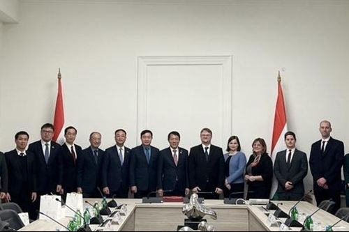 Bộ Công an Việt Nam làm việc với Bộ Tư pháp Hungary