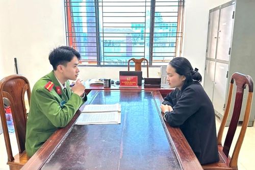 'Nữ quái' lừa đảo gần 1 tỷ đồng bằng thủ thuật 'chuyển khoản thành công'