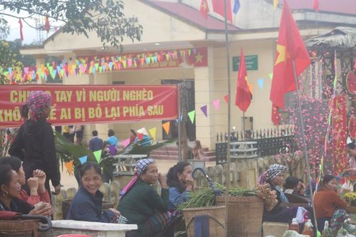 Mùa xuân đến sớm ở Y Leng