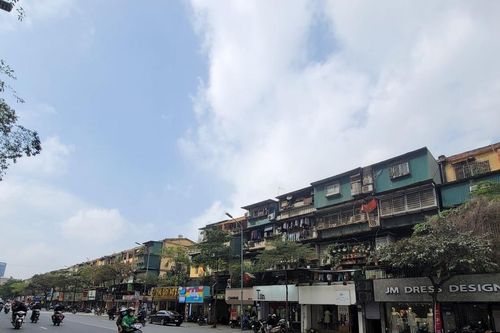 Gần 100 nhà đầu tư quan tâm cải tạo chung cư cũ ở Hà Nội
