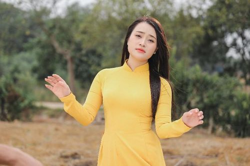 Quán quân Tiếng hát Hà Nội 2023 ra mắt MV đầu tay
